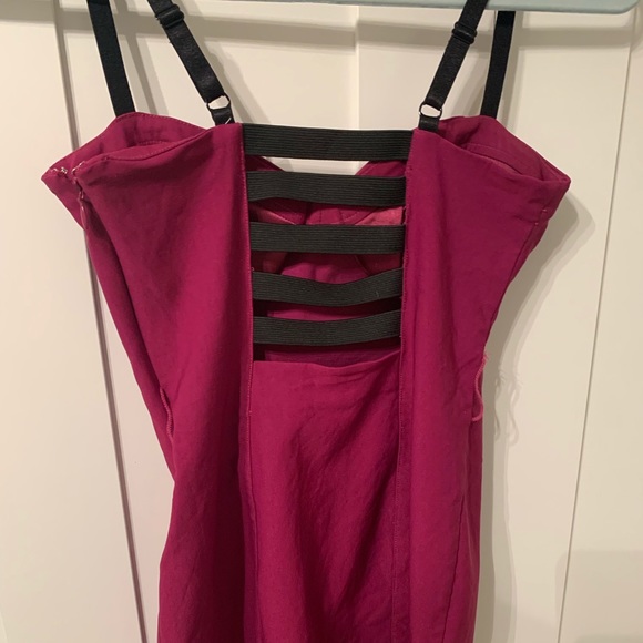 GUESS maroon mini dress - Picture 3 of 8